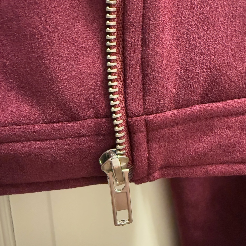 BRAND NEW! Suede Moto Jacket 😎 Purple women’s jacket. Size Medium - Picture 5 of 7